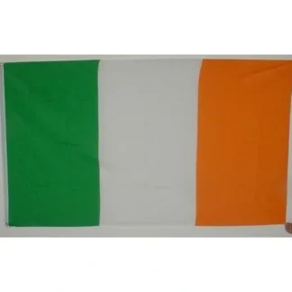 Shop Wholesale Lot 10 - IRISH IRELAND Flag 3 x 5 foot flags - Miniature Marvels: Airplane Models & Painted Dice Egpull