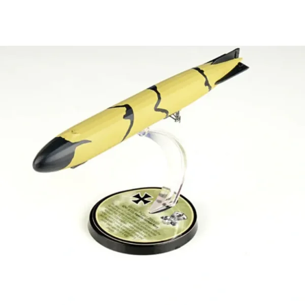 Cheap Wings of the Great War WW19901 1/700 German P-Class Zeppelin - Miniature Marvels: Airplane Models & Painted Dice Airplane Model