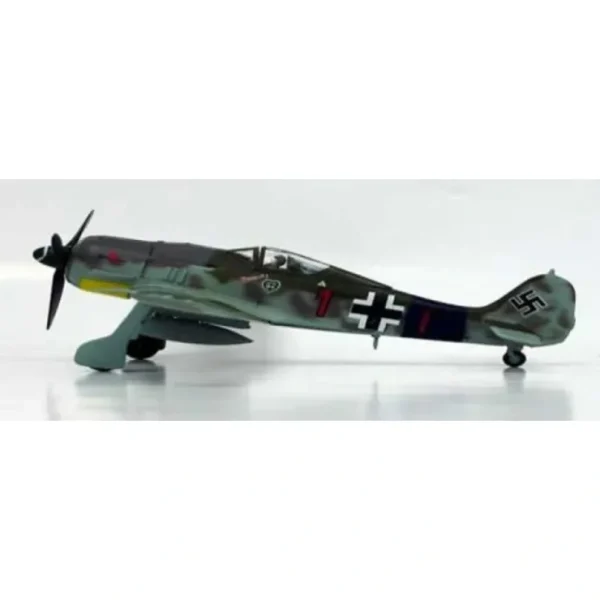 Discount Witty Wings WTW72-021-007 1:72 Fw-190A-8 - Miniature Marvels: Airplane Models & Painted Dice Airplane Model